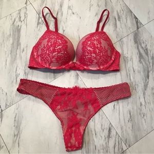 Victoria’s Secret Red Rhinestone Pushup Plunge Bra 34B Set